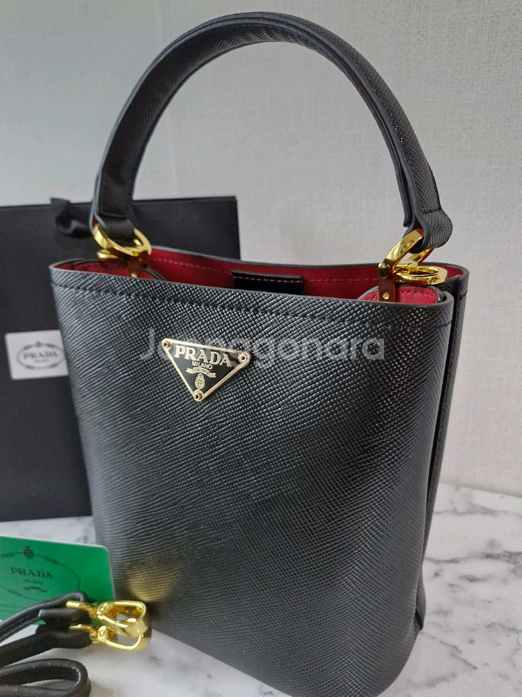 프라다 vip gift 원핸들토트--1