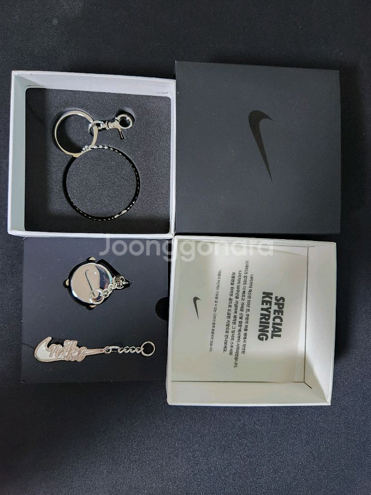 나이키 50주년 키링--0