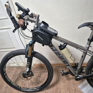 엘파마 록손 티타늄 자전거 (MTB)팝니다