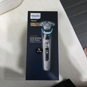 (새상품) 필립스 i9000 xp9205 전기 면도기