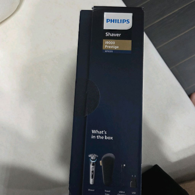 (새상품) 필립스 i9000 xp9205 전기 면도기--2