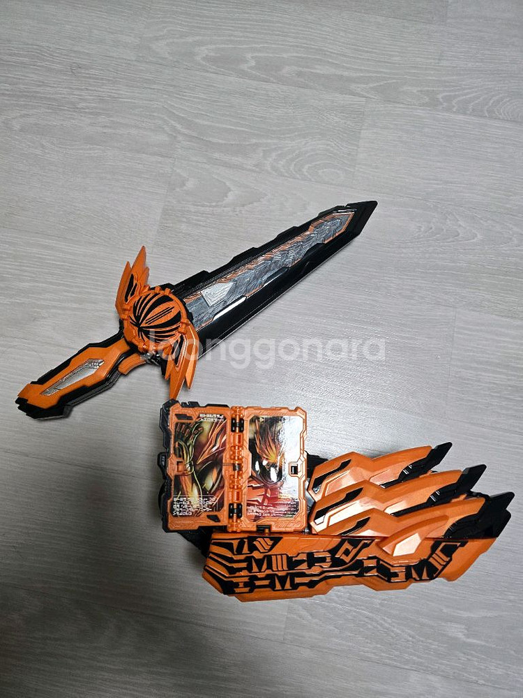 가면라이더 세이버 팔시온 드라이버 팝니다--0