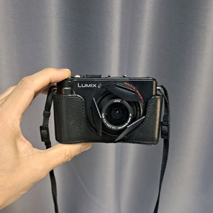 풀박스 라이카 x 파나소닉 루믹스 LX3 빈티지 디카