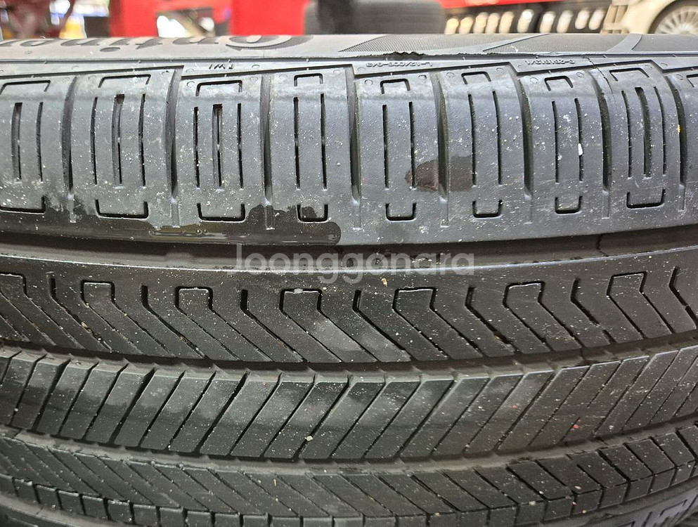 EV6 20인치 순정 휠,타이어 세트 판매합니다--8