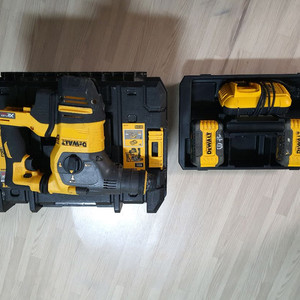 디월트dch333 햄머드릴