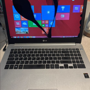 LG노트북 액정 파손된 LG15U34