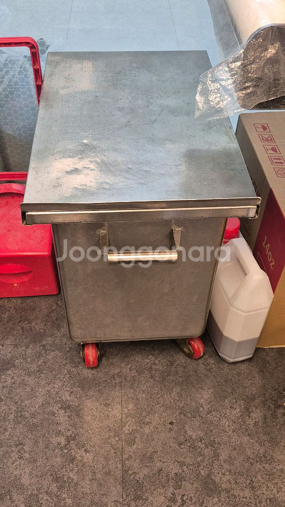 밀가루통 판매합니다--0