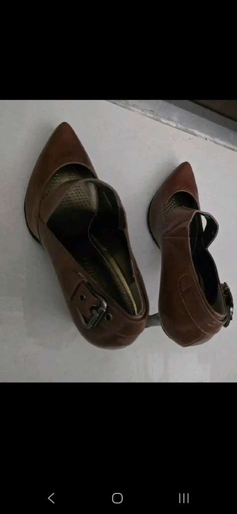 245) 새구두/ 미셸바이탠디 가죽구두 이미지