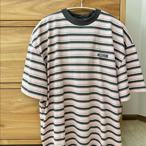 프라다 스트라이프 티셔츠 36사이즈