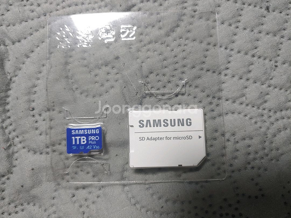 삼성 1TB microsd pro plus--0