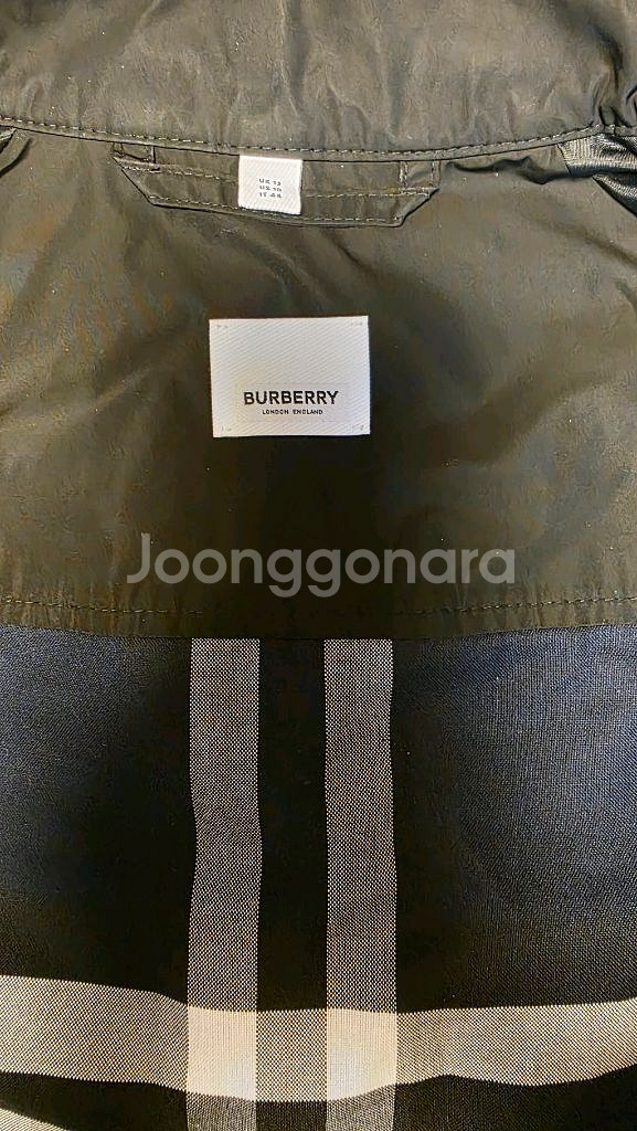 [가격인하] 버버리 엠버포드 블랙 여성용 트렌치코트--1