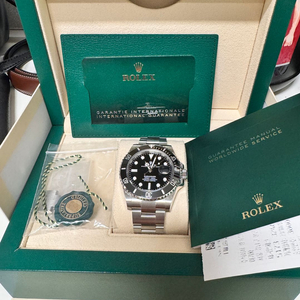 롤렉스 서브마리너 데이트 판매 합니다.