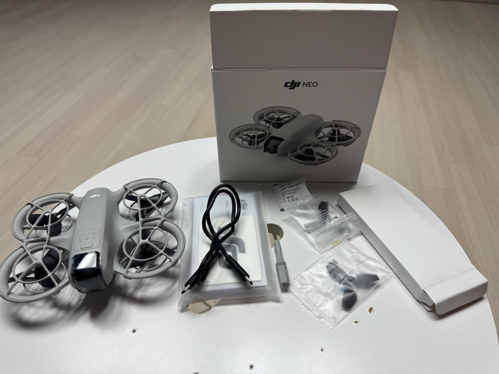 DJI 드론 neo--4