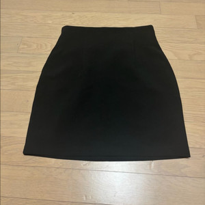블랙 미디 스커트 (M)