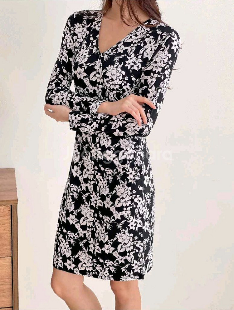 베이직 브이넥 원피스 데일리 슬림핏 신축성 오피스룩--4