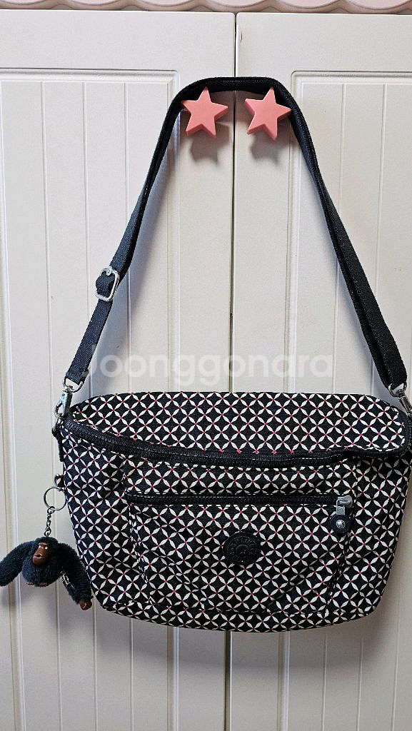 66-77스누피티셔츠 키플링가방 뽀글이가방,후리스새거--7