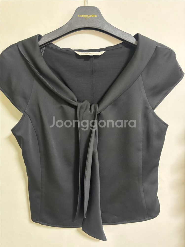 킨더살몬 보타이 블라우스 블랙 S--2