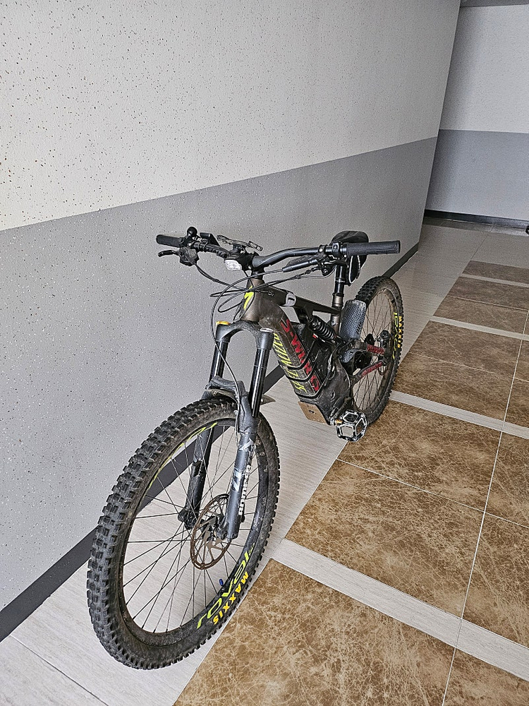 스페셜라이즈드 풀샥 전기mtb emtb--1