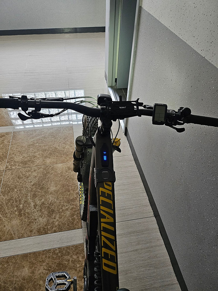 스페셜라이즈드 풀샥 전기mtb emtb--6