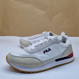 휠라 데일리 조거 여성운동화235