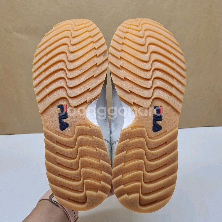 휠라 데일리 조거 여성운동화235--2