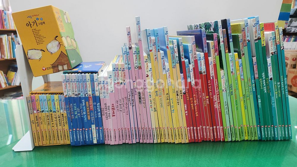 한국몬테소리-토들 피카소(특AA급-진열수준에 가까운책)--0