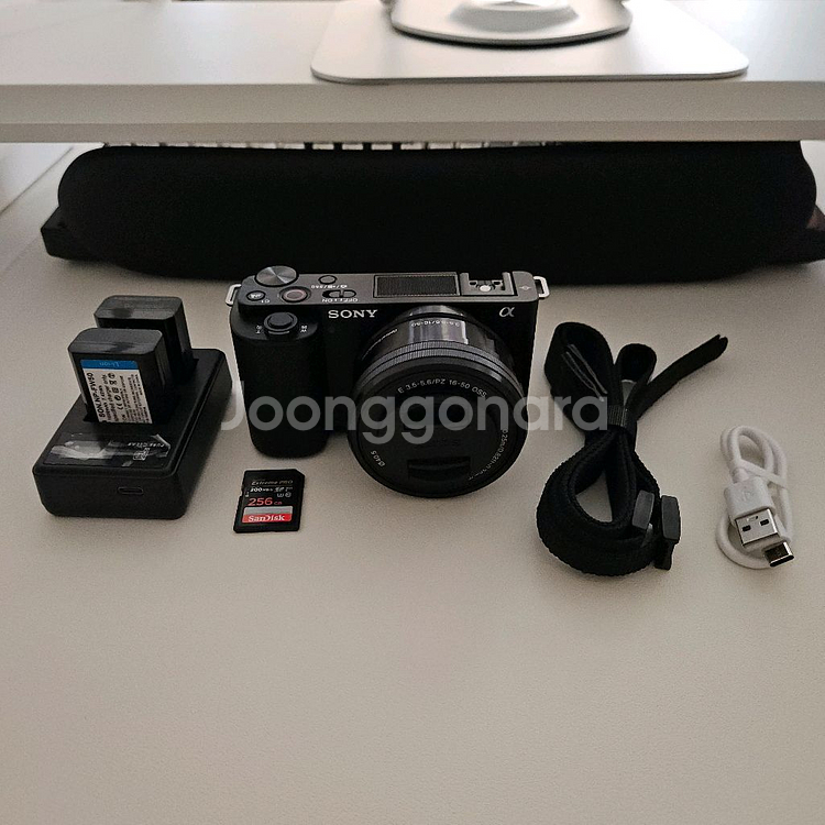 Sony ZV-E10 카메라, Ulanzi 조명--0