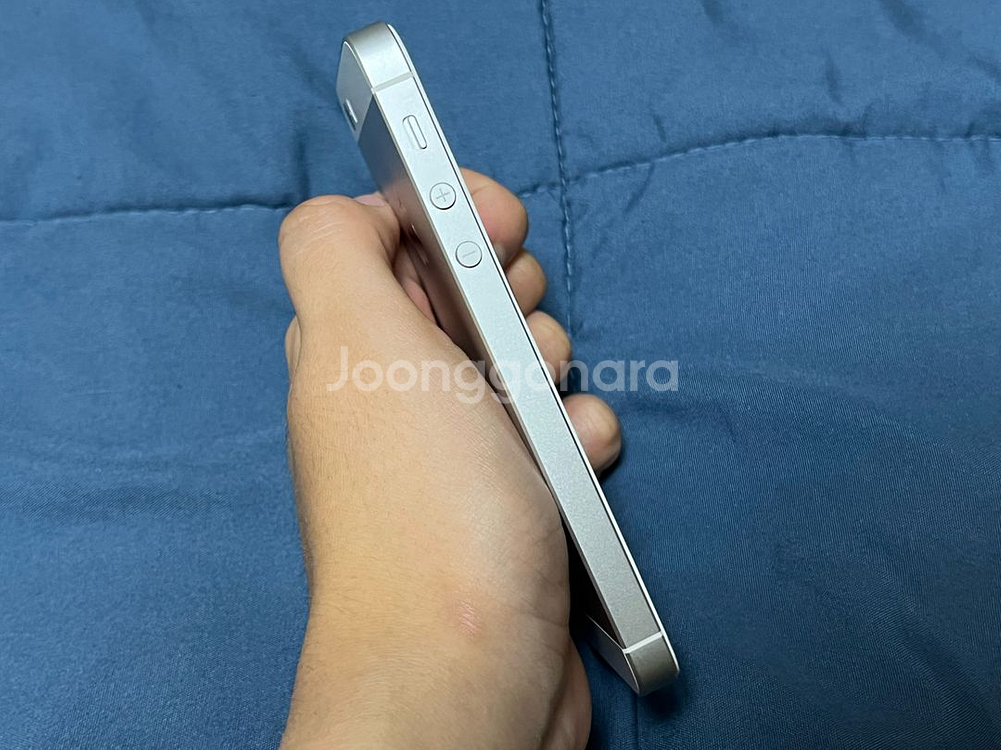아이폰se1 32g 100%--6