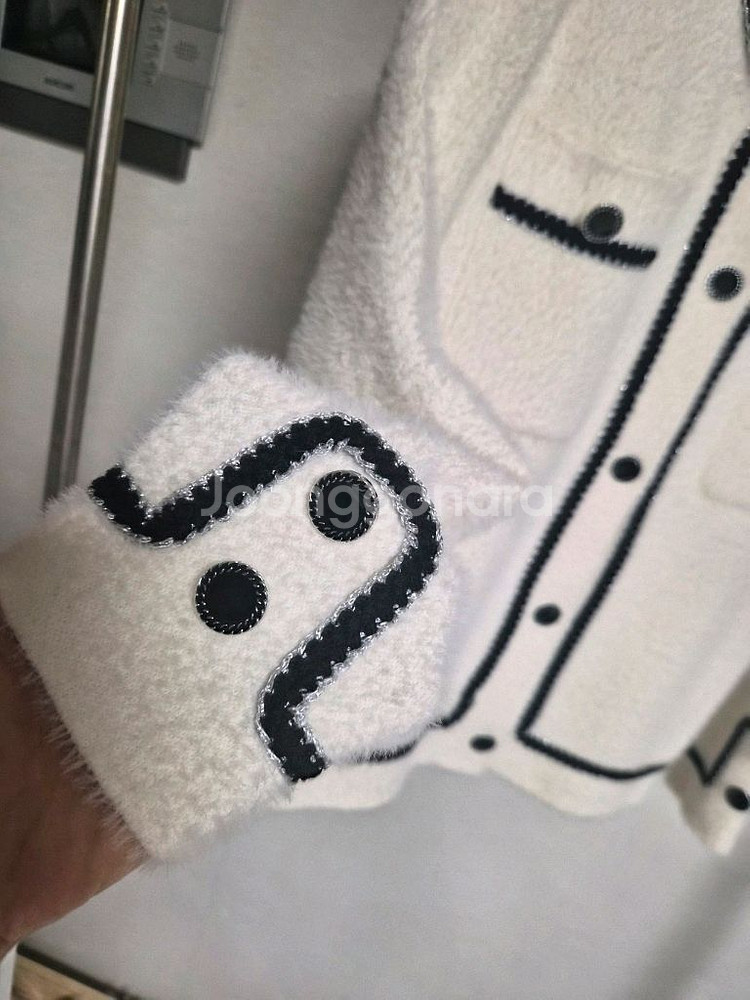 한번실착!프리)아이보리 퍼지 단아한 자켓--1