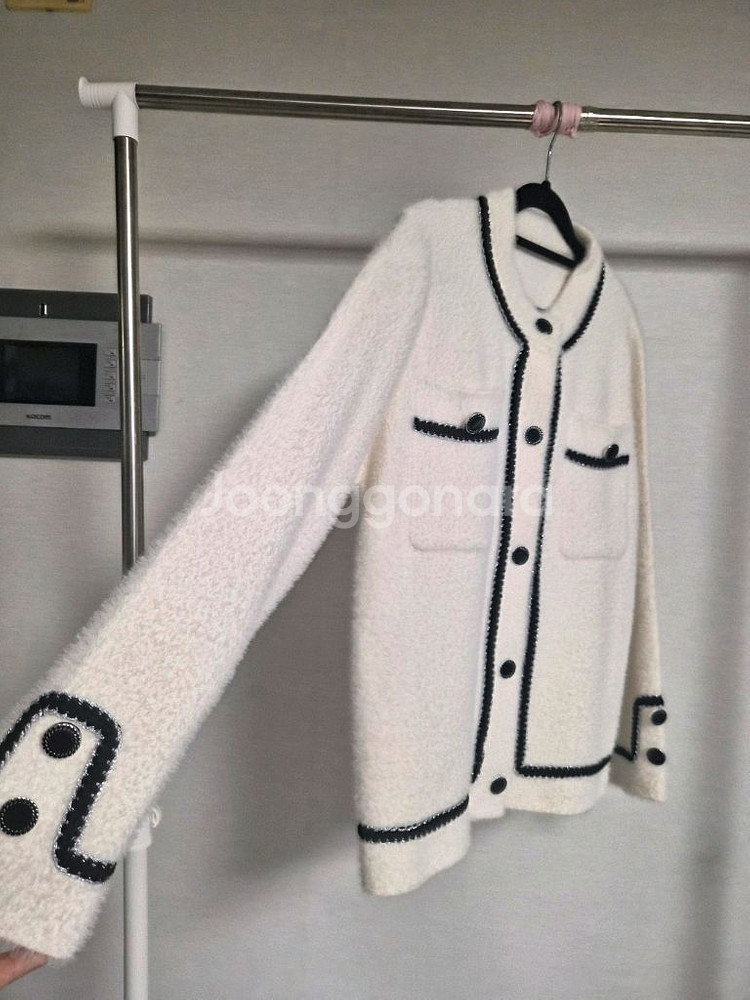 한번실착!프리)아이보리 퍼지 단아한 자켓--2