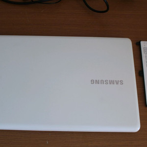 삼성 노트북 NT500R5M-X54W 팝니다 (지포스