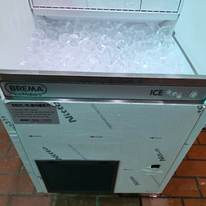 브레마 제빙기공냉식 50키로 제빙기 c205