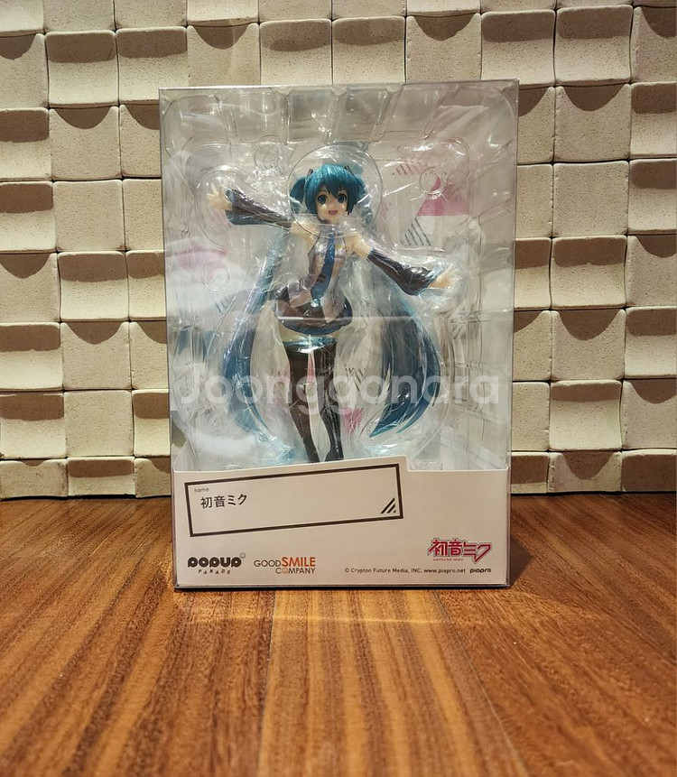코노스바,미쿠,스파이패밀리,리제로,사에카노 피규어팝니다--1
