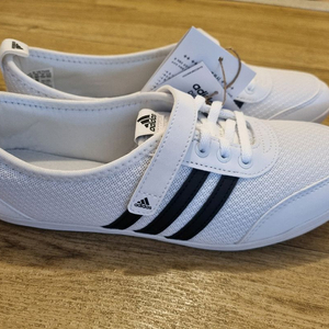 아디다스운동화 새상태 발레코어 아디다스스니커즈240