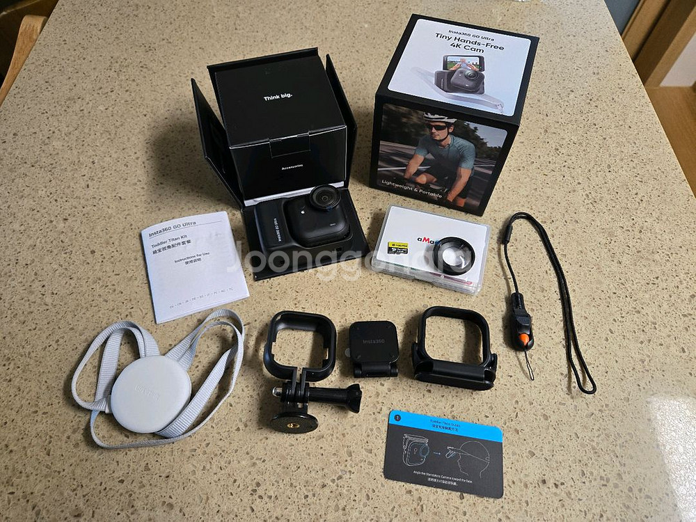 인스타 360 고 울트라 악세사리 다수 새상품 팝니다--1