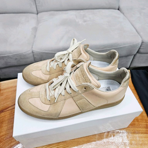 마르지엘라 독일군 스니커즈