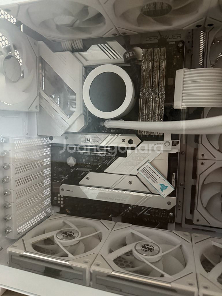 13900k z690 지스킬로얄 풀뱅크 팝니다--0