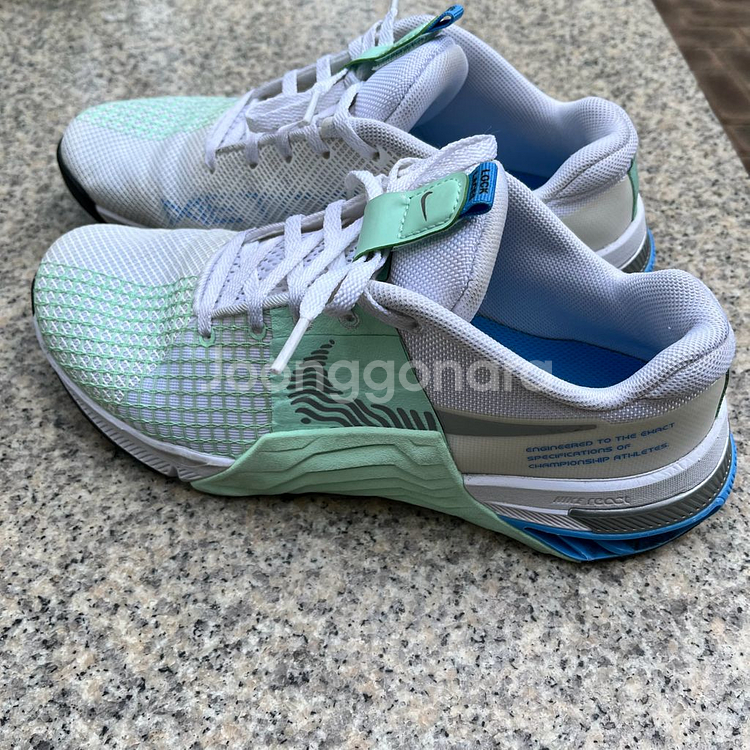 나이키 메트콘--1