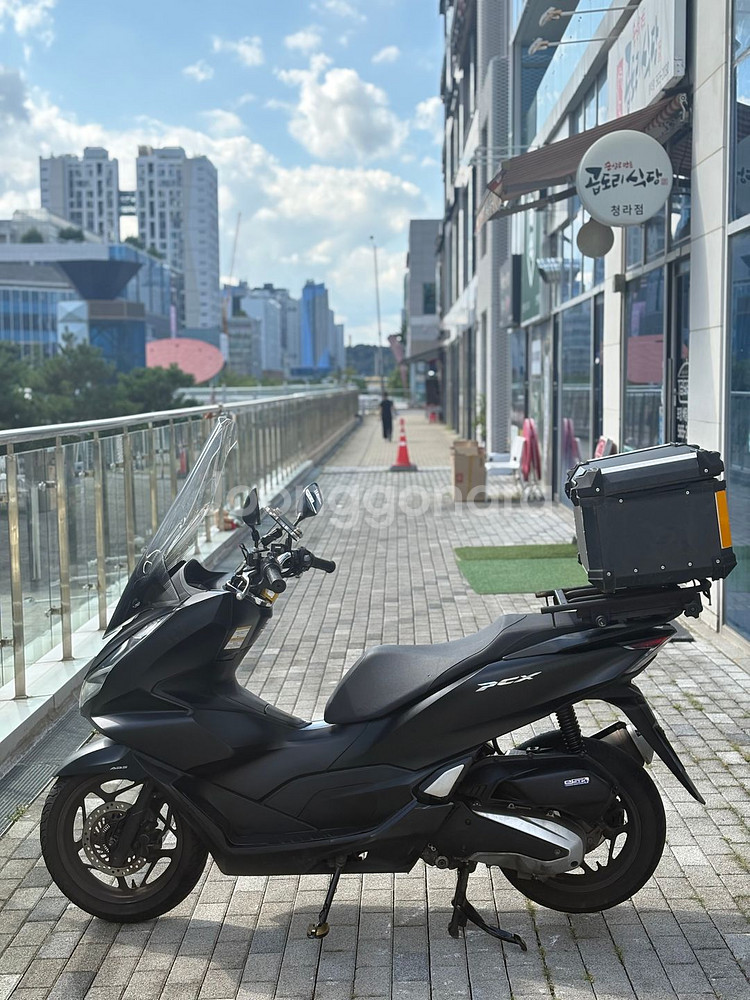 혼다 PCX125 22년 6만km 배달셋팅완--3