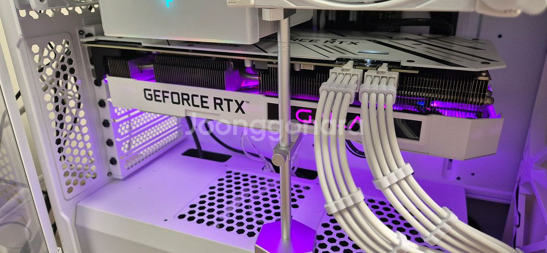 rtx3080ti white 화이트 보조케이블2개드림--2