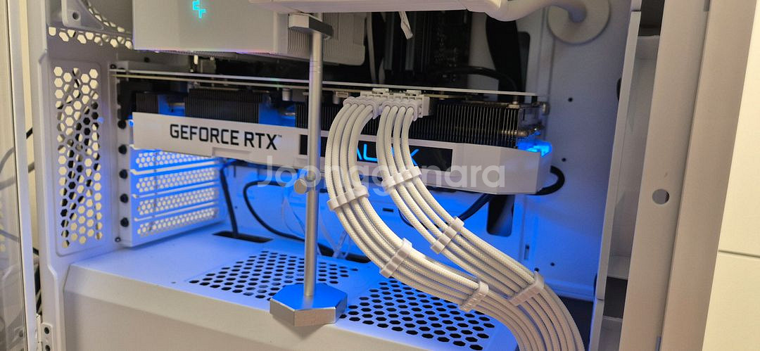 rtx3080ti white 화이트 보조케이블2개드림--0