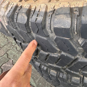 랭글러 jl 순정 휠 레이다 33타이어