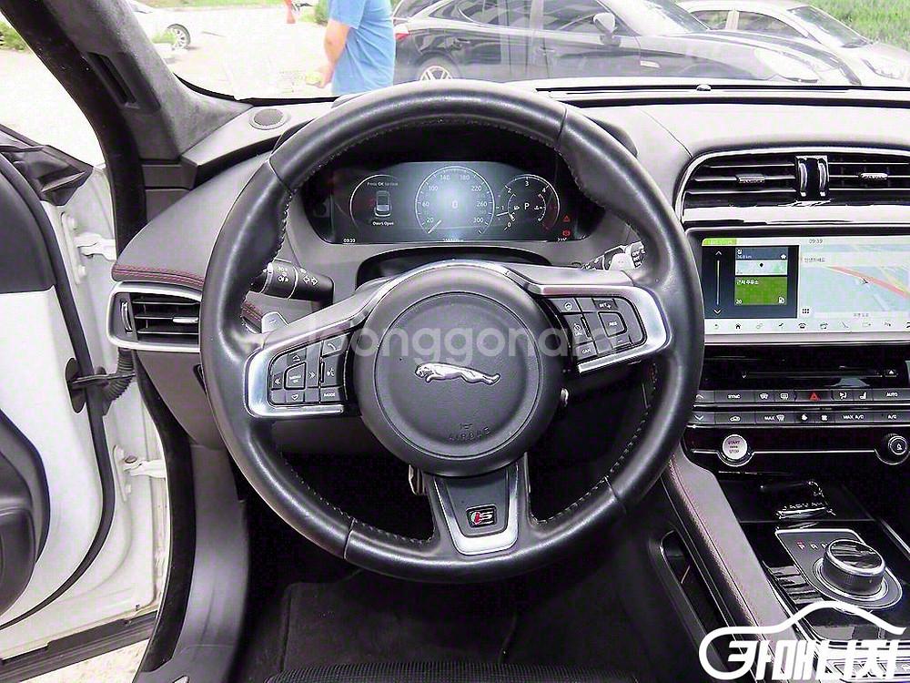 [재규어]F-PACE 30d S #앱특가--7