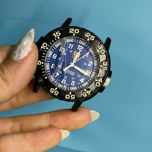 [수리해서 사용하실 분] 루미녹스 시계