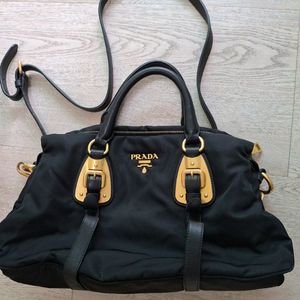 프라다 토트백/숄더백 팝니다