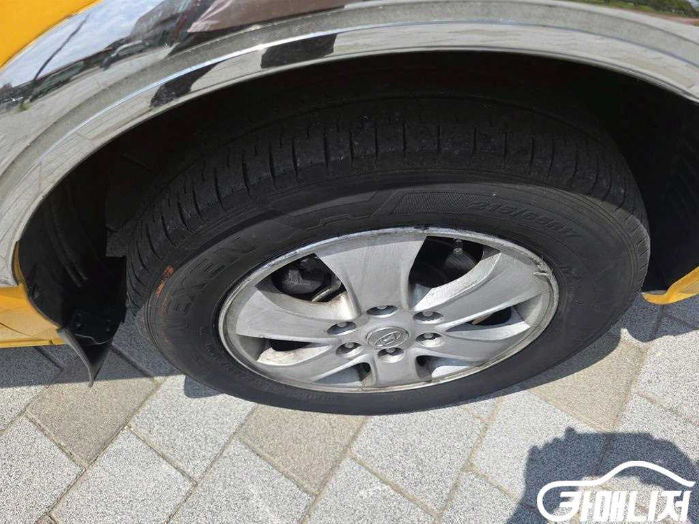 [현대]그랜드 스타렉스 15인승 어린이 버스 4WD C--5