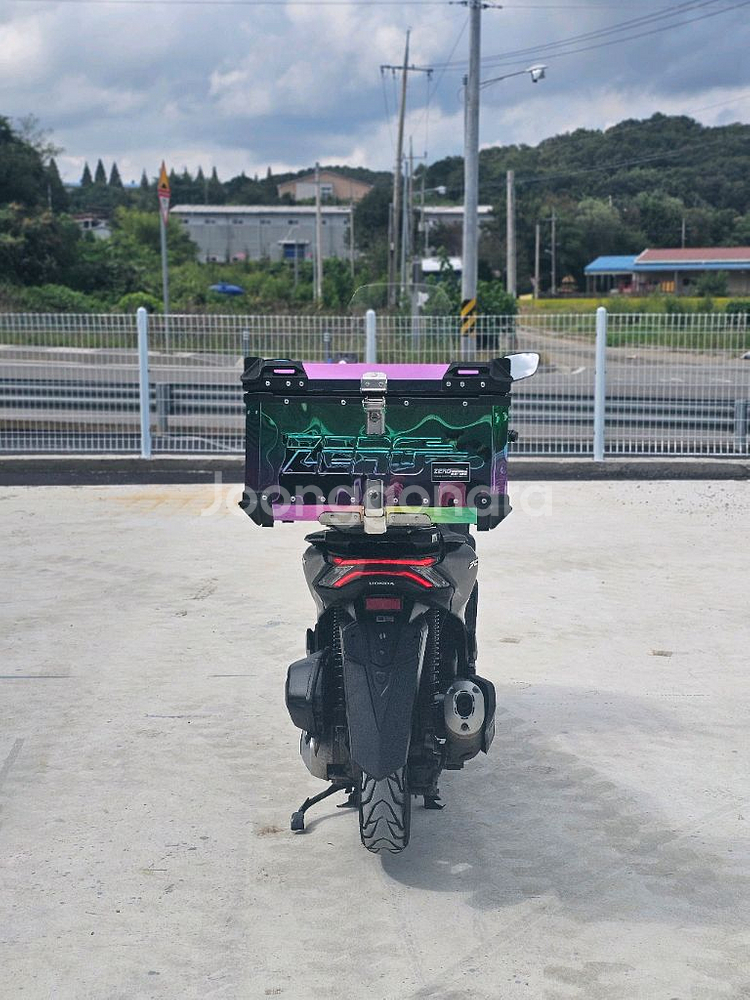 pcx125 22년식 59000km 저렴판매합니다--6
