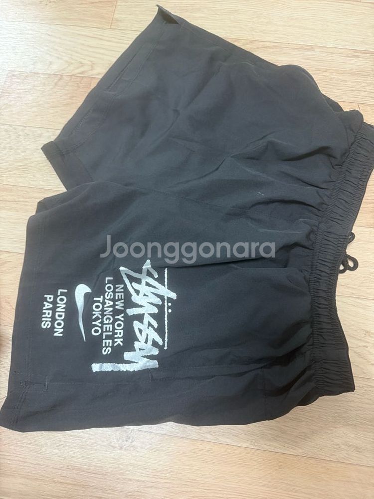 나이키X스투시 콜라보 반바지 m사이즈.--0