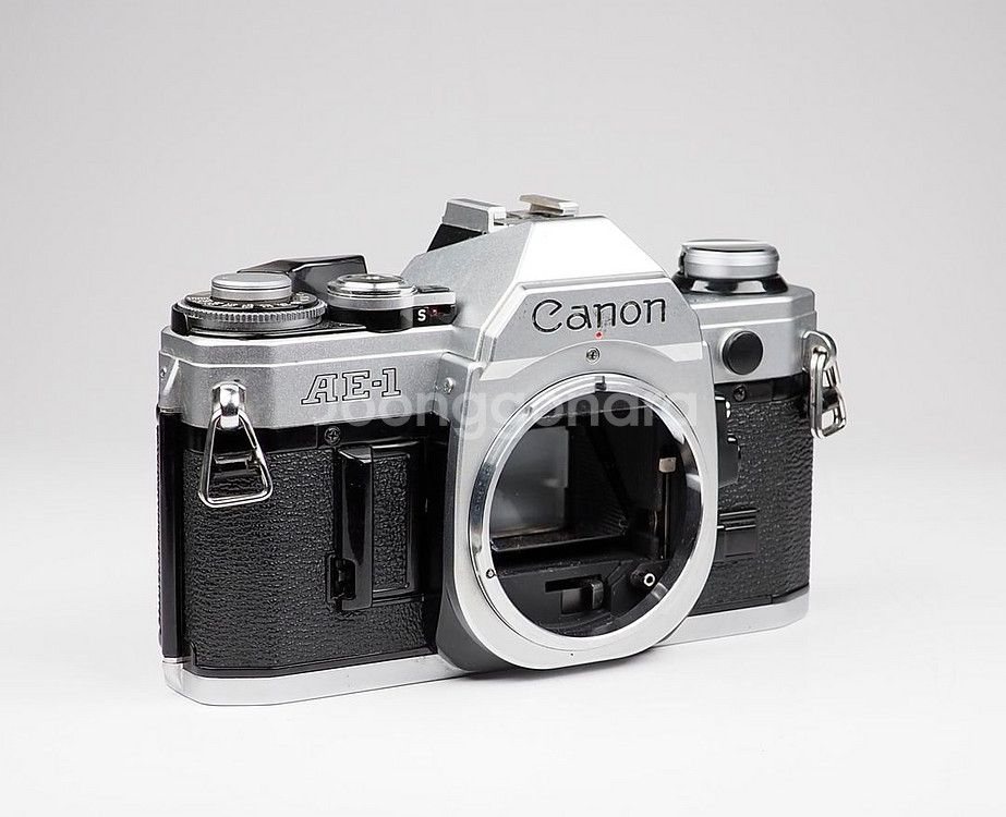 캐논 AE-1 필름카메라 바디 2580915--1