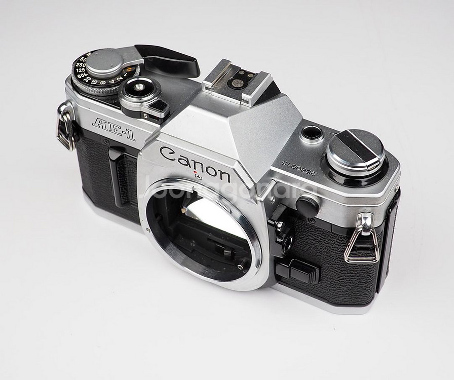 캐논 AE-1 필름카메라 바디 2580915--8